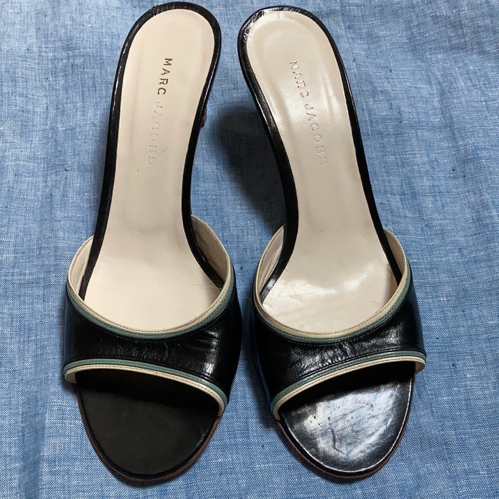 COPY - Marc jacobs pretty navy leather mules Italy 9M